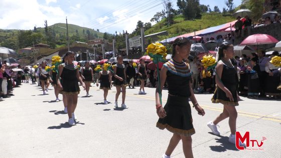 La parroquia San Lucas realizó el desfile y sesión solemne por los 136 años de vida política.