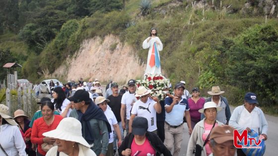 Taquil celebró al Señor de la Divina Misericordia.